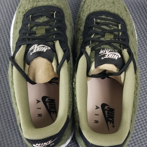 Nike Air Force 1 Shearling QS (GS) Youth/Womens - Picture 6 of 8